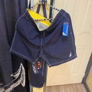 NWT Nautica swim shorts size L